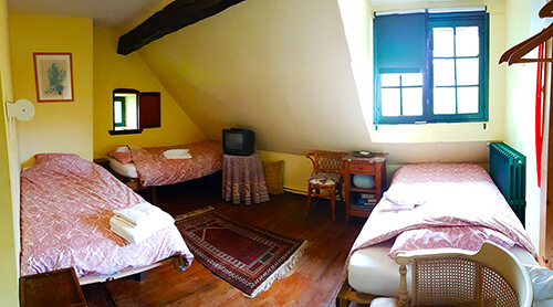 Unser Dreibettzimmer mit Einzelbetten. (K3) 
